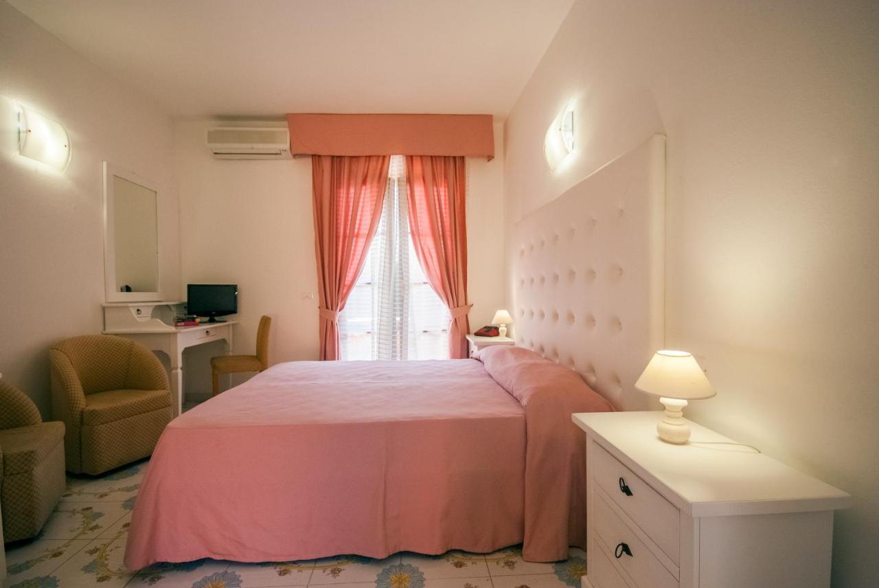 San Giovanni 3*