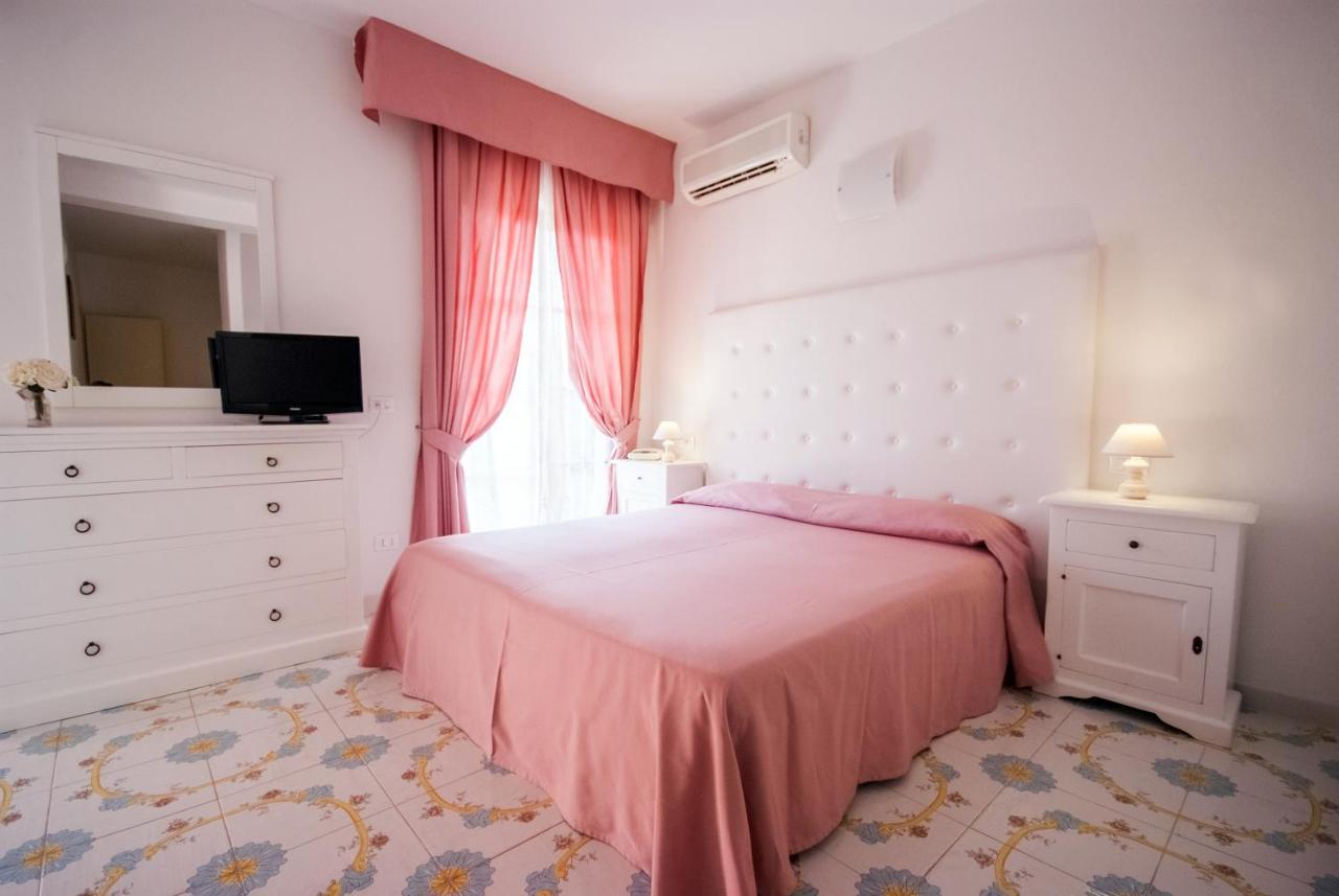 San Giovanni 3*